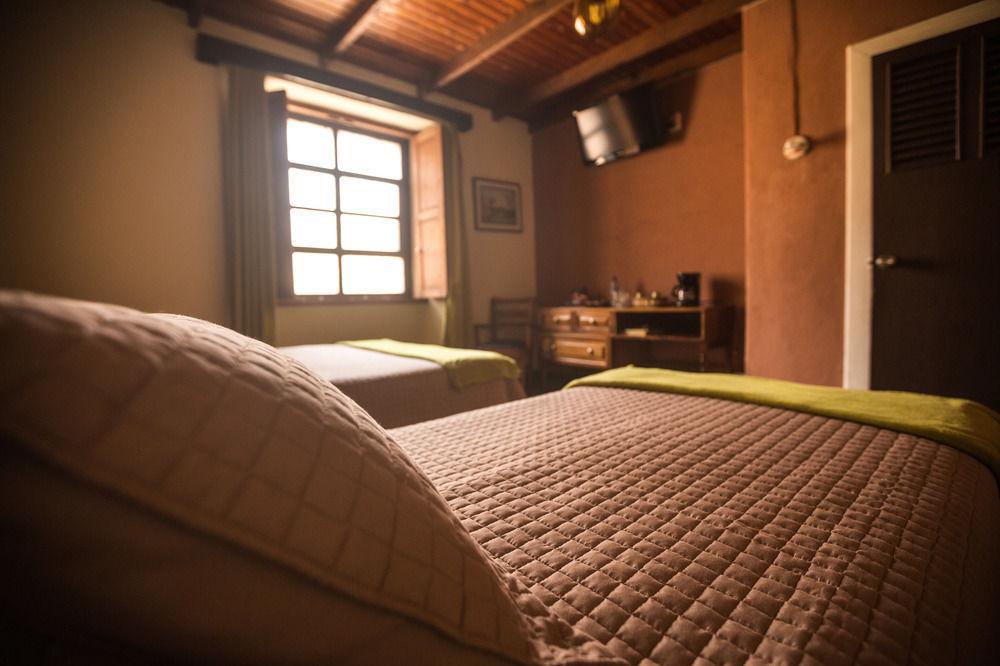 Hotel Modelo Quetzaltenango Bagian luar foto