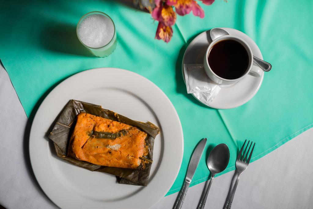 Hotel Modelo Quetzaltenango Bagian luar foto