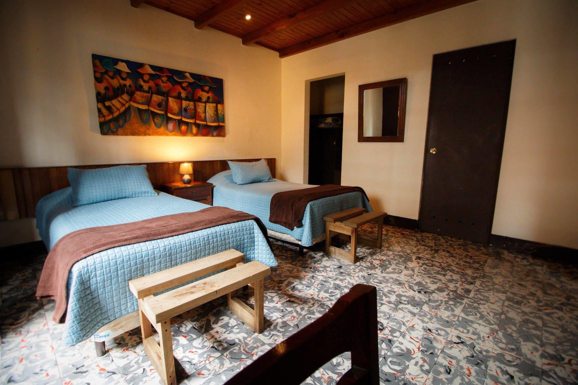 Hotel Modelo Quetzaltenango Bagian luar foto