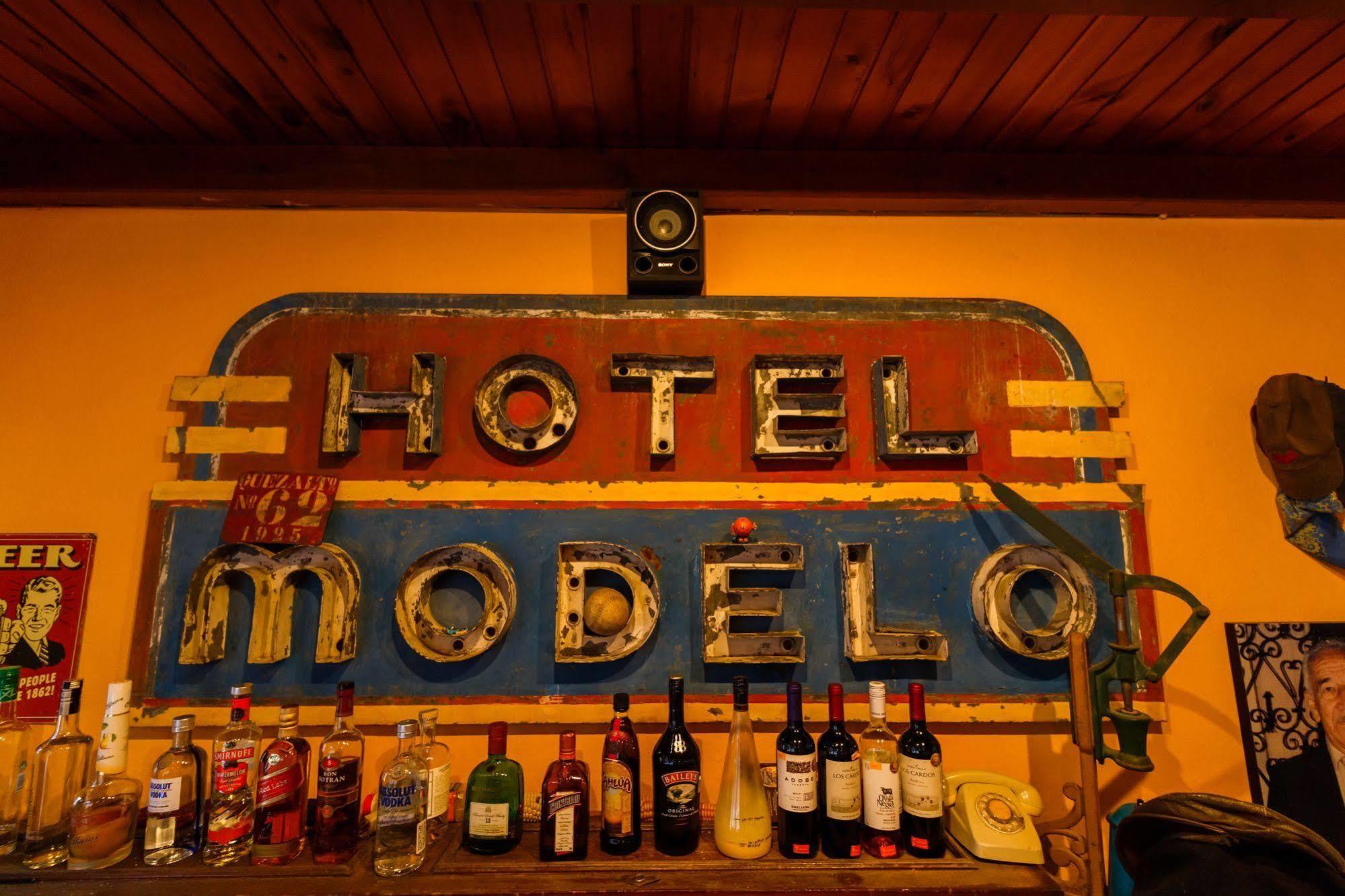 Hotel Modelo Quetzaltenango Bagian luar foto